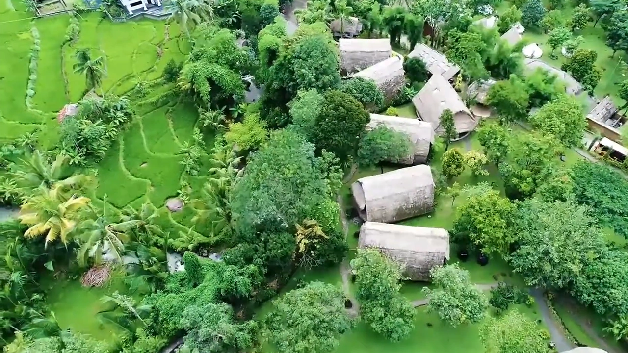 Caldera River Resort