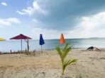 Pantai Clumik