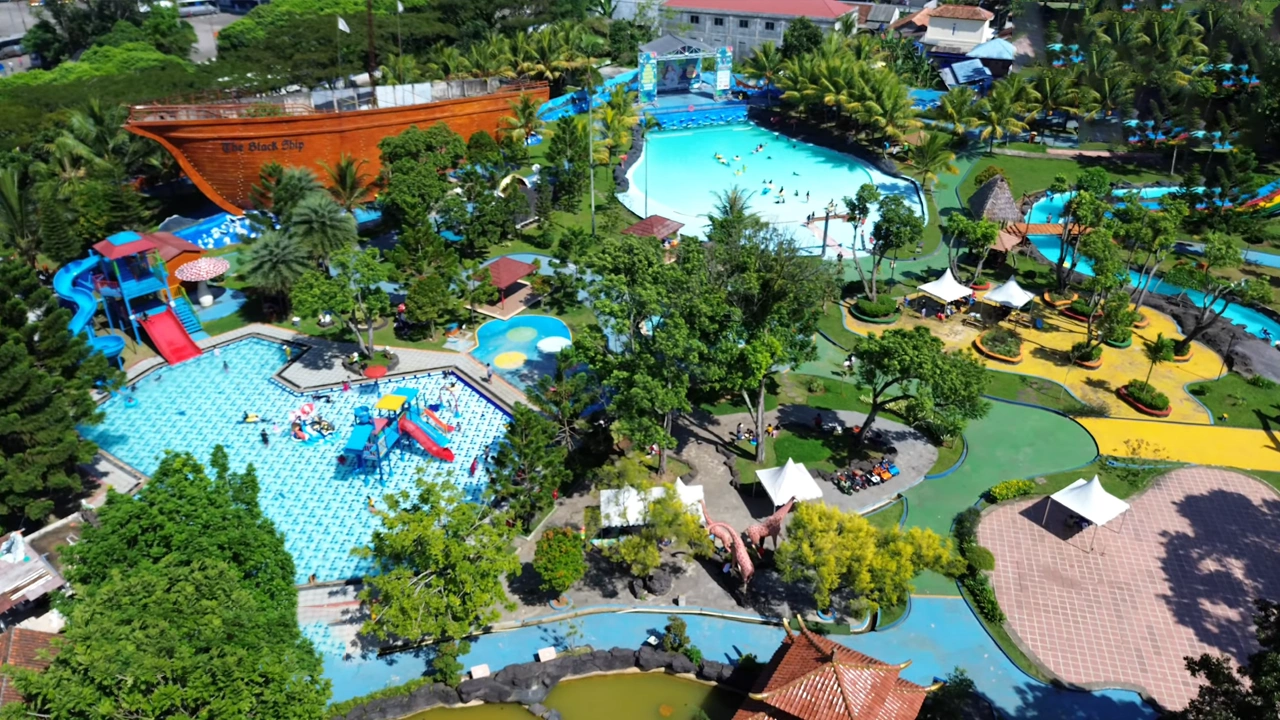 Santa Sea Waterpark