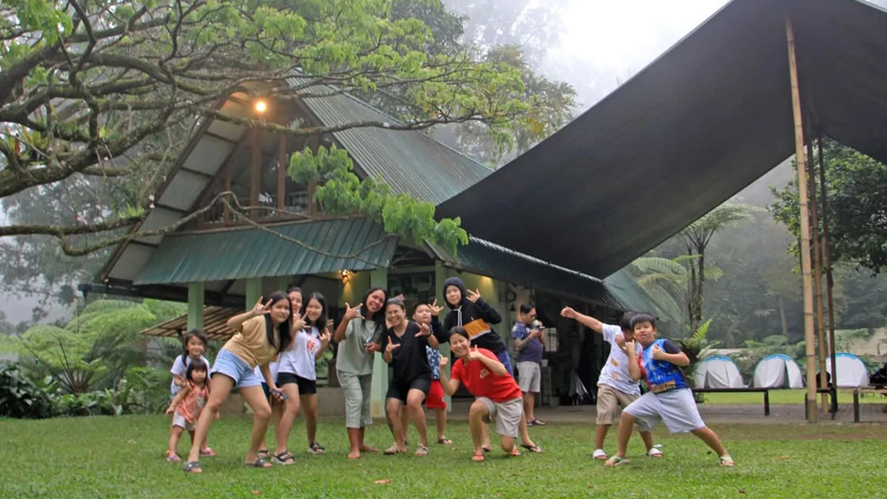 Tempat Glamping Sukabumi Tanakita